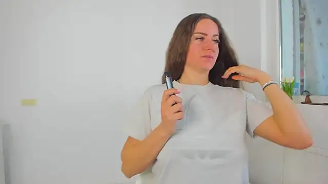 Snapshot of DiamondKay chatting on April 7, 2026, 6:59 am DiamondKay online show from April 7, 2026, 6:59 am