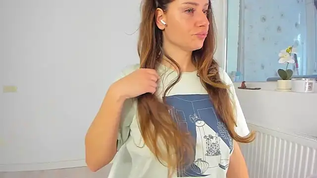 DiamondKay online show from February 24, 2026, 6:25 am