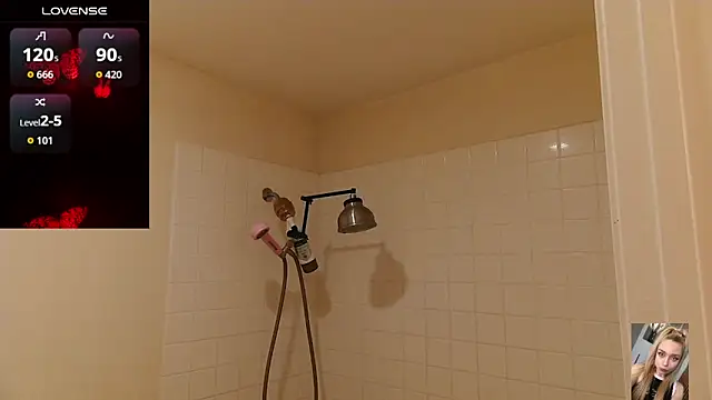 Blondiewithanass online show from April 5, 2026, 5:36 am