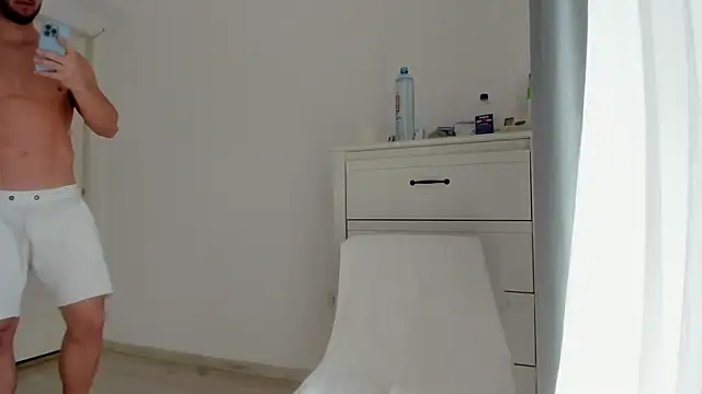 Snapshot of woolfiie chatting on March 18, 2025, 9:12 am woolfiie online show from March 18, 2025, 9:12 am