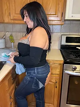 LittleMissEeve online show from April 12, 2026, 12:14 am