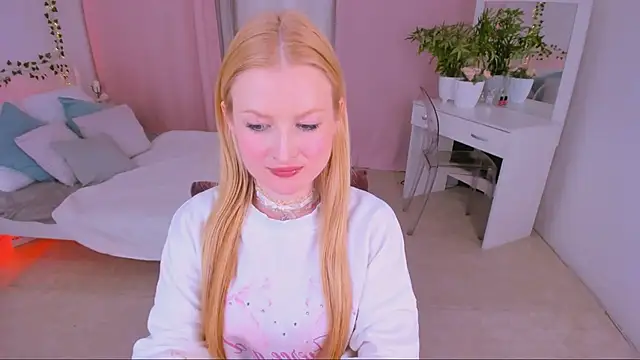 Laly Peach online show from March 8, 2025, 4:50 pm