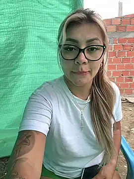 DIANITA 1988 online show from March 13, 2025, 6:34 pm