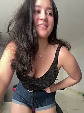 Nina lovi online show from March 6, 2026, 6:47 pm