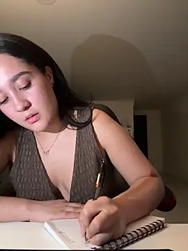 Nina lovi online show from March 4, 2026, 12:40 am