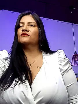 salomexlove 20 online show from January 7, 2026, 12:54 pm