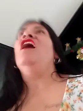 salomexlove 20 online show from November 14, 2025, 1:04 pm