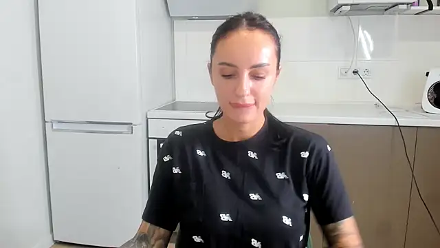 Your Masha online show from December 21, 2025, 8:49 am