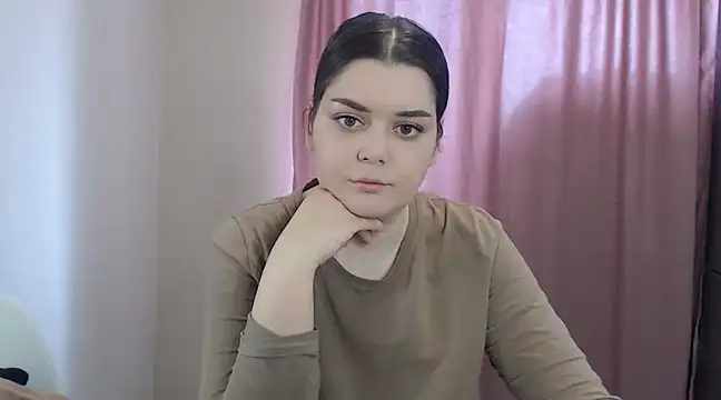 ohhhMie online show from March 11, 2025, 7:35 am