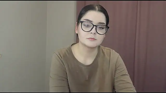 ohhhMie online show from March 1, 2025, 10:10 pm