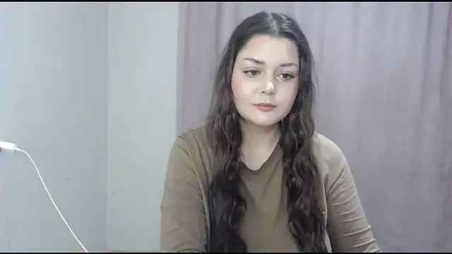 Snapshot of ohhhMie chatting on February 1, 2026, 12:47 pm ohhhMie online show from February 1, 2026, 12:47 pm