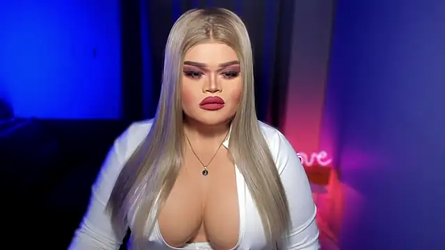 KarolinaThompson online show from March 15, 2025, 10:57 am