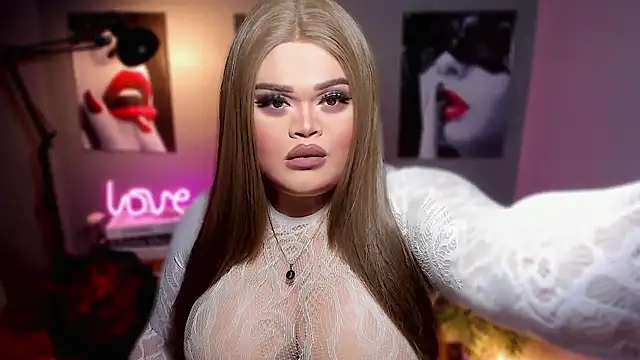 KarolinaThompson online show from October 21, 2025, 4:56 am