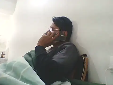 Snapshot of Kumarjay330 chatting on November 26, 2025, 3:23 pm Kumarjay330 online show from November 26, 2025, 3:23 pm