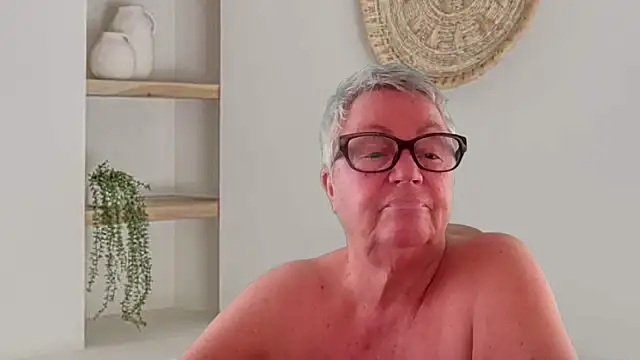 Snapshot of GrannyChrissy68 chatting on June 2, 2026, 1:44 pm GrannyChrissy68 online show from June 2, 2026, 1:44 pm