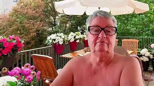 Snapshot of GrannyChrissy68 chatting on July 7, 2026, 1:36 pm GrannyChrissy68 online show from July 7, 2026, 1:36 pm