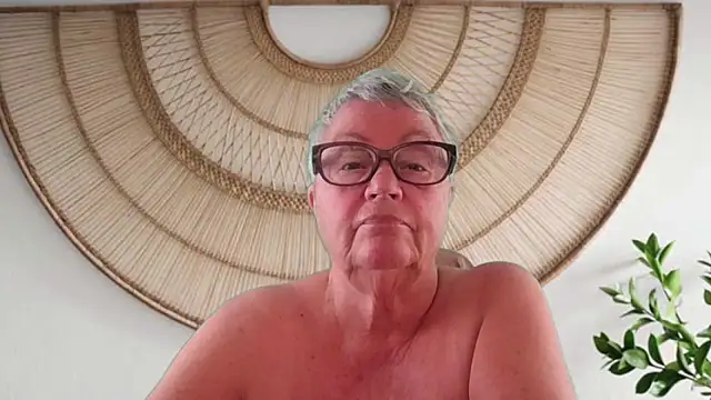 Snapshot of GrannyChrissy68 chatting on May 13, 2026, 2:02 pm GrannyChrissy68 online show from May 13, 2026, 2:02 pm
