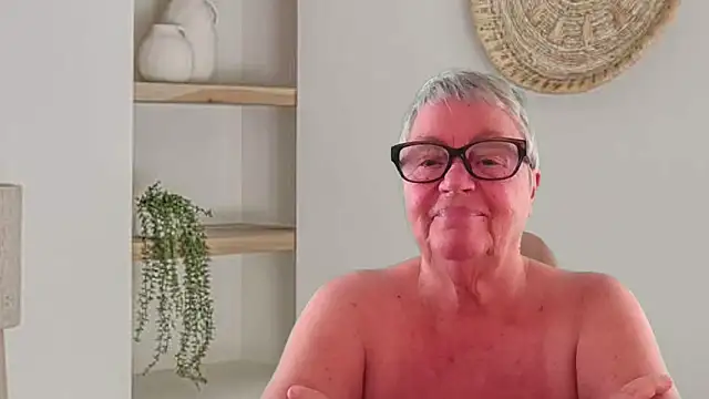 Snapshot of GrannyChrissy68 chatting on May 25, 2026, 9:13 pm GrannyChrissy68 online show from May 25, 2026, 9:13 pm