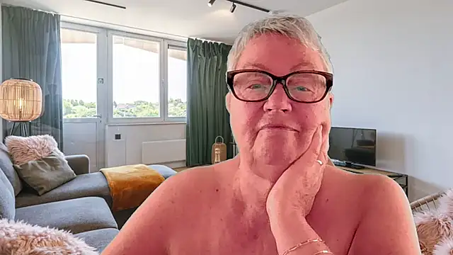 Snapshot of GrannyChrissy68 chatting on April 18, 2026, 12:51 pm GrannyChrissy68 online show from April 18, 2026, 12:51 pm