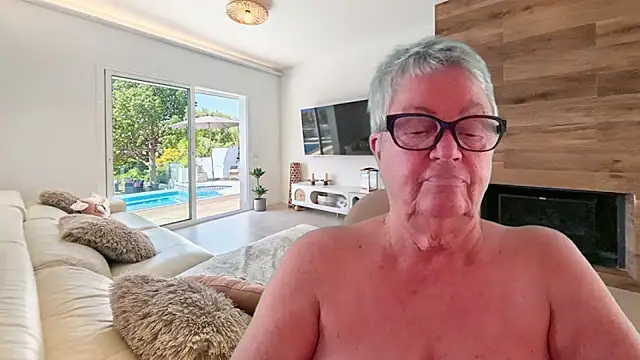 Snapshot of GrannyChrissy68 chatting on April 22, 2026, 2:46 pm GrannyChrissy68 online show from April 22, 2026, 2:46 pm