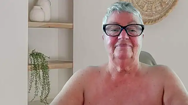 Snapshot of GrannyChrissy68 chatting on July 8, 2026, 10:54 pm GrannyChrissy68 online show from July 8, 2026, 10:54 pm