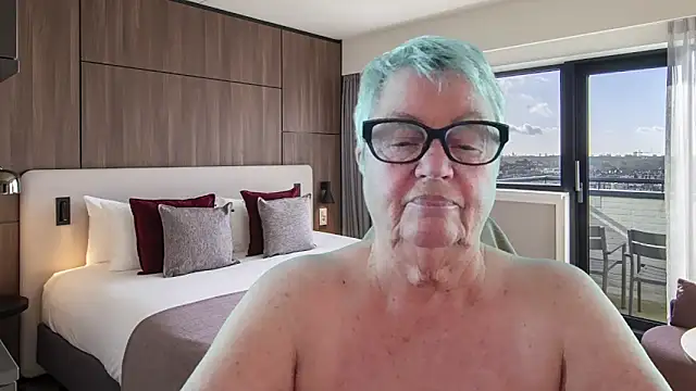 Snapshot of GrannyChrissy68 chatting on June 4, 2026, 12:32 pm GrannyChrissy68 online show from June 4, 2026, 12:32 pm