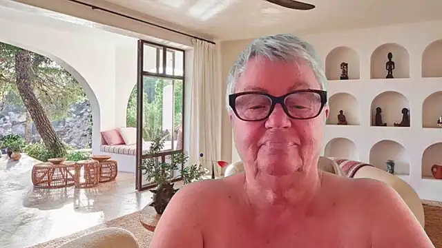 Snapshot of GrannyChrissy68 chatting on May 5, 2026, 12:08 pm GrannyChrissy68 online show from May 5, 2026, 12:08 pm