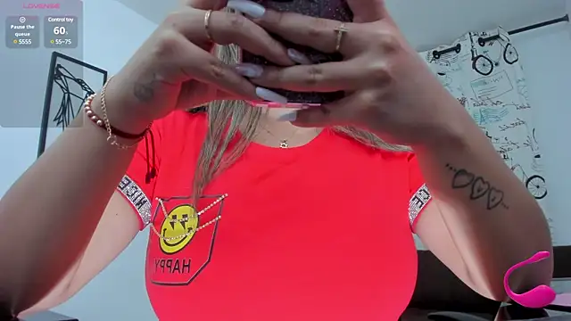 Snapshot of sweetfabianaxl chatting on March 22, 2025, 7:42 pm sweetfabianaxl online show from March 22, 2025, 7:42 pm