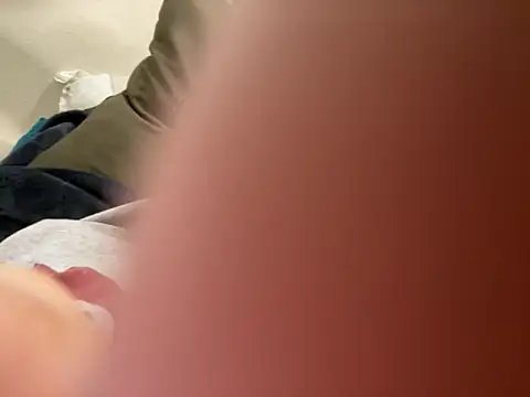 Snapshot of Trainee2Bpeed chatting on September 23, 2025, 7:37 am Trainee2Bpeed online show from September 23, 2025, 7:37 am