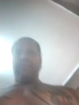 Snapshot of trucker1979 chatting on December 19, 2025, 11:18 pm trucker1979 online show from December 19, 2025, 11:18 pm