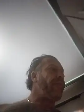 Snapshot of trucker1979 chatting on December 22, 2025, 8:31 pm trucker1979 online show from December 22, 2025, 8:31 pm