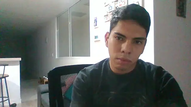 Snapshot of michelangelus2000 chatting on September 25, 2025, 4:29 am michelangelus2000 online show from September 25, 2025, 4:29 am