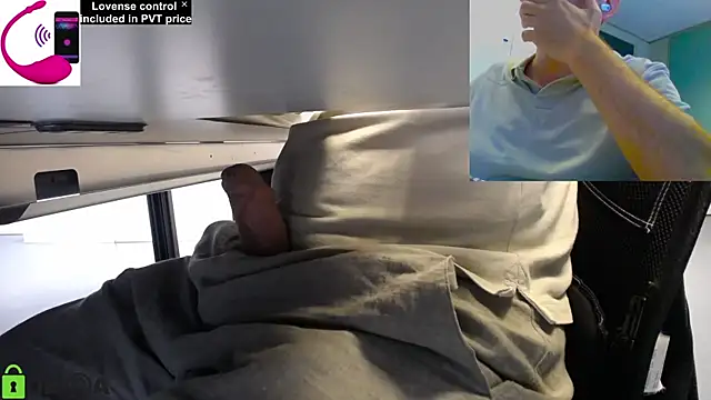 Snapshot of pliko chatting on July 15, 2026, 8:43 am pliko online show from July 15, 2026, 8:43 am