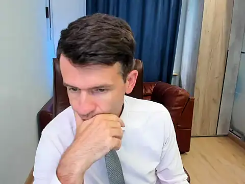 Snapshot of SteveTiger chatting on September 18, 2025, 1:14 pm SteveTiger online show from September 18, 2025, 1:14 pm