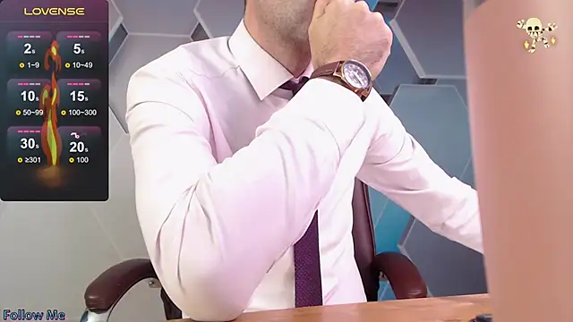 Snapshot of SteveTiger chatting on November 16, 2025, 3:33 am SteveTiger online show from November 16, 2025, 3:33 am