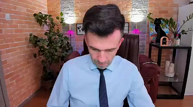 Snapshot of SteveTiger chatting on March 19, 2025, 1:18 pm SteveTiger online show from March 19, 2025, 1:18 pm