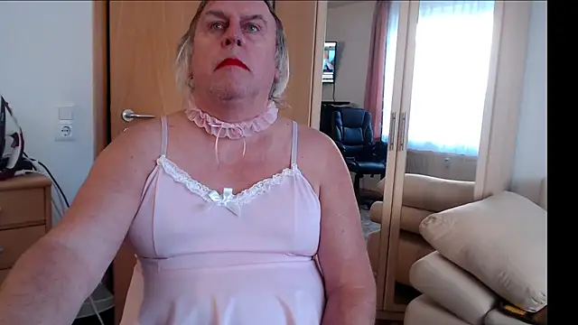 Sissygera online show from December 31, 2024, 9:31 am