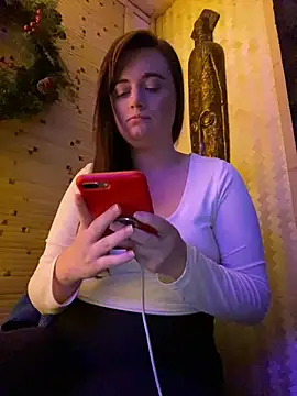 Snapshot of PhotoBabe chatting on December 22, 2024, 11:09 pm PhotoBabe online show from December 22, 2024, 11:09 pm