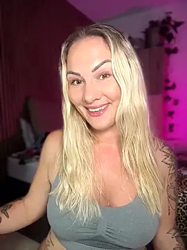 Snapshot of NastyMilf_ chatting on April 10, 2026, 9:00 pm NastyMilf online show from April 10, 2026, 9:00 pm