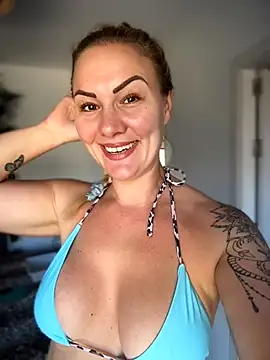 Snapshot of NastyMilf_ chatting on April 13, 2026, 8:29 am NastyMilf online show from April 13, 2026, 8:29 am