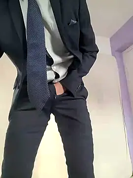 Snapshot of Justforoneday chatting on November 6, 2025, 1:15 pm Justforoneday online show from November 6, 2025, 1:15 pm