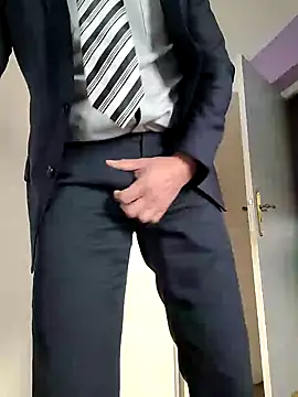 Snapshot of Justforoneday chatting on December 19, 2024, 11:50 am Justforoneday online show from December 19, 2024, 11:50 am