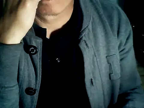 Latinjim29 online show from December 15, 2025, 4:29 am