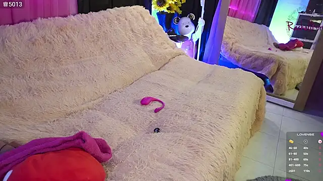 Rachellkors online show from September 27, 2025, 11:27 am