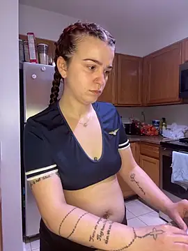 Snapshot of joeystaciee chatting on May 20, 2026, 3:20 pm joeystaciee online show from May 20, 2026, 3:20 pm