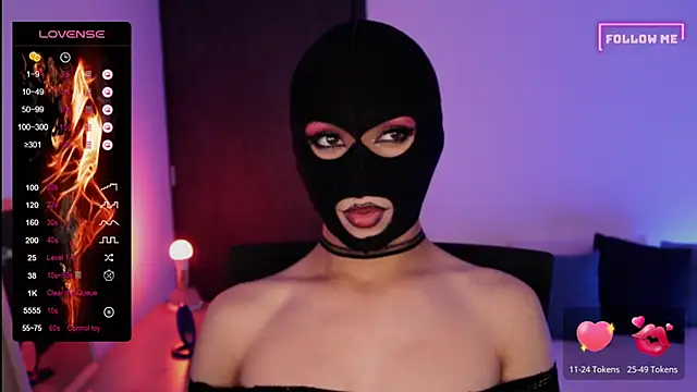 Snapshot of Bigfemblue chatting on March 16, 2025, 9:16 pm Bigfemblue online show from March 16, 2025, 9:16 pm