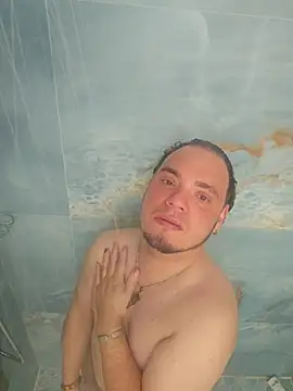 latinoflpr online show from January 12, 2026, 1:45 am