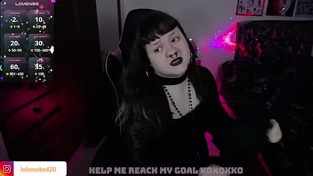 Snapshot of Bdsm_and_fries chatting on November 21, 2025, 11:15 pm Bdsm and fries online show from November 21, 2025, 11:15 pm