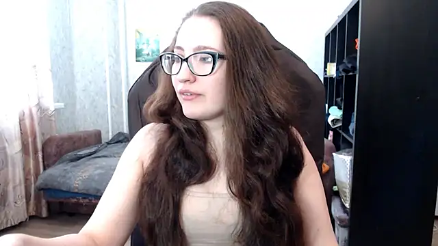 AnKey Rayah online show from March 19, 2026, 6:57 am