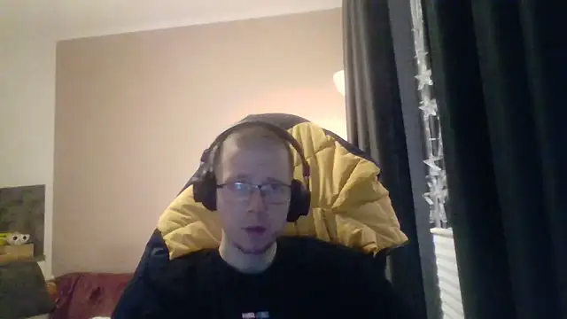 David250692 online show from October 20, 2025, 5:53 am